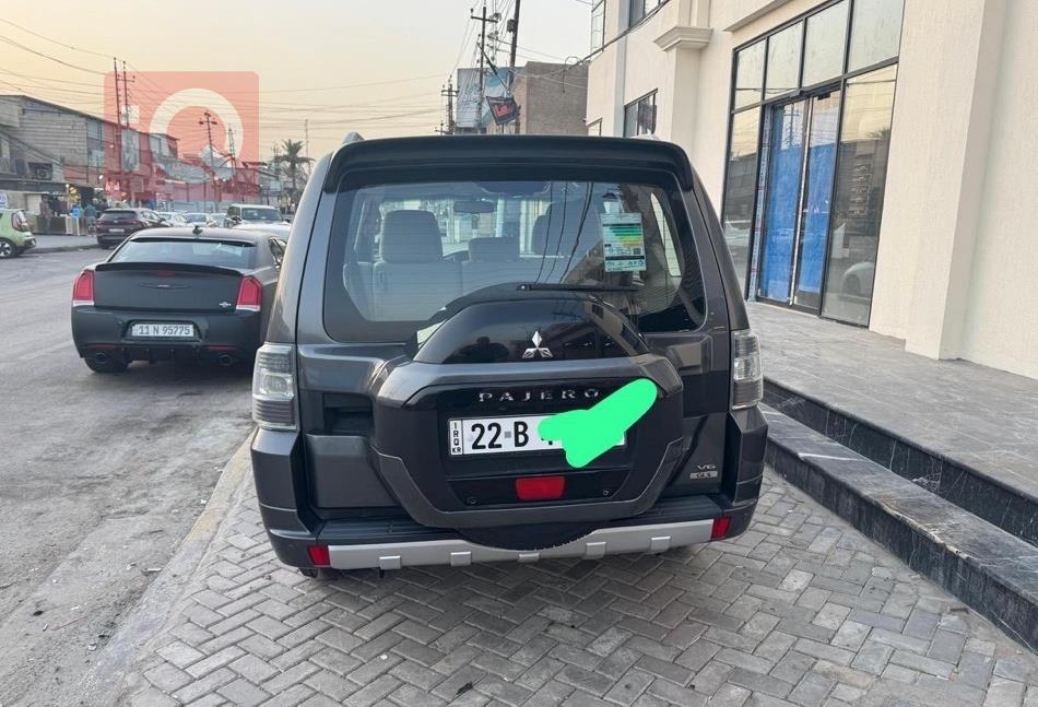 ميتسوبيشي باجيرو